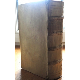 M. Valerii Martialis Epigrammata cum notis Farnabii et variorum, 
Reliure verso