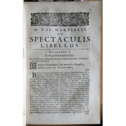 M. Valerii Martialis Epigrammata cum notis Farnabii et variorum, 
Livre I